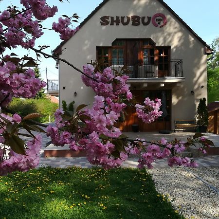 Готель Shubu Zen Vendeghaz Сільвашварад Екстер'єр фото
